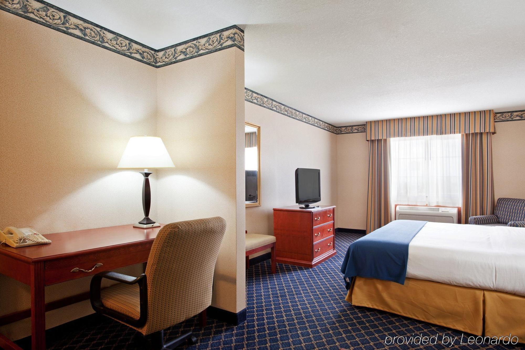 Holiday Inn Express & Suites Danville By Ihg Cameră foto